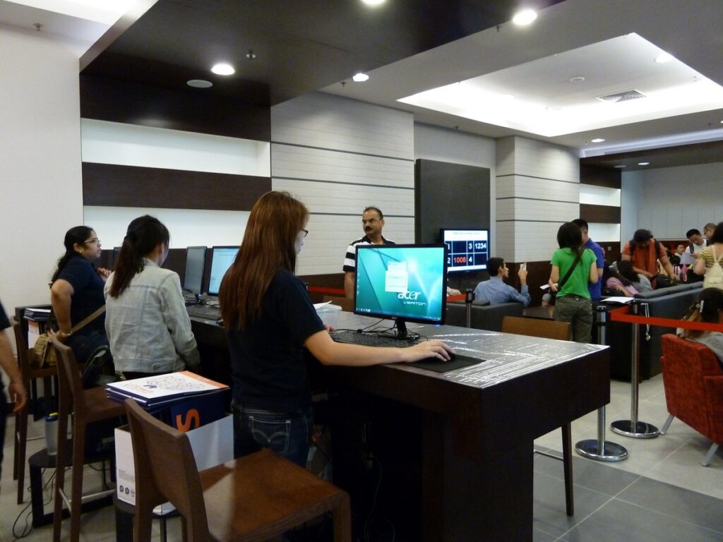 279650_222885851080514_823272_o